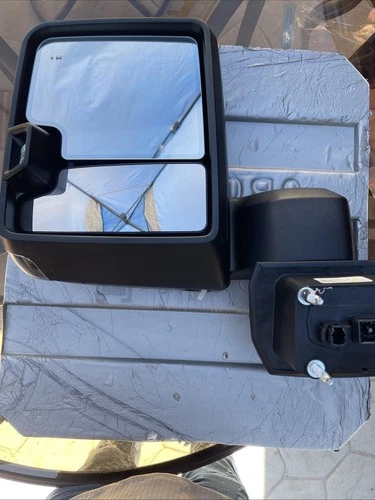 2020-2023 SIERRA/SILVERADO 2500HD/3500HD DRIVER LEFT DOOR MIRROR  86582395
