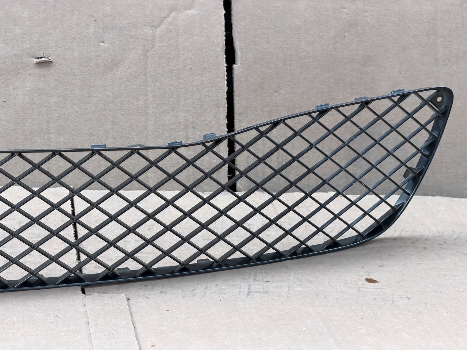 06 - 12 BENTLEY CONTINENTAL FLYING SPUR FRONT BUMPER LOWER GRILLE 3W5807667F OEM