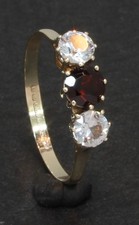 9 Carat Yellow Gold 3 Stone Garnet & Spinel Ring Size T (80.26.004)