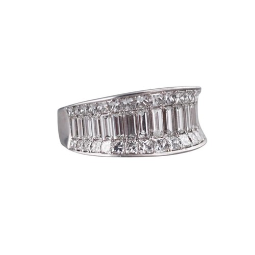 Simon G 18k Gold Diamond Ring