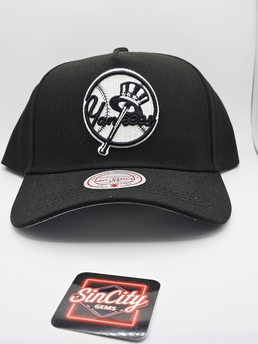 New York Yankees Mitchell & Ness Black Pro Pinch Fit A-Frame