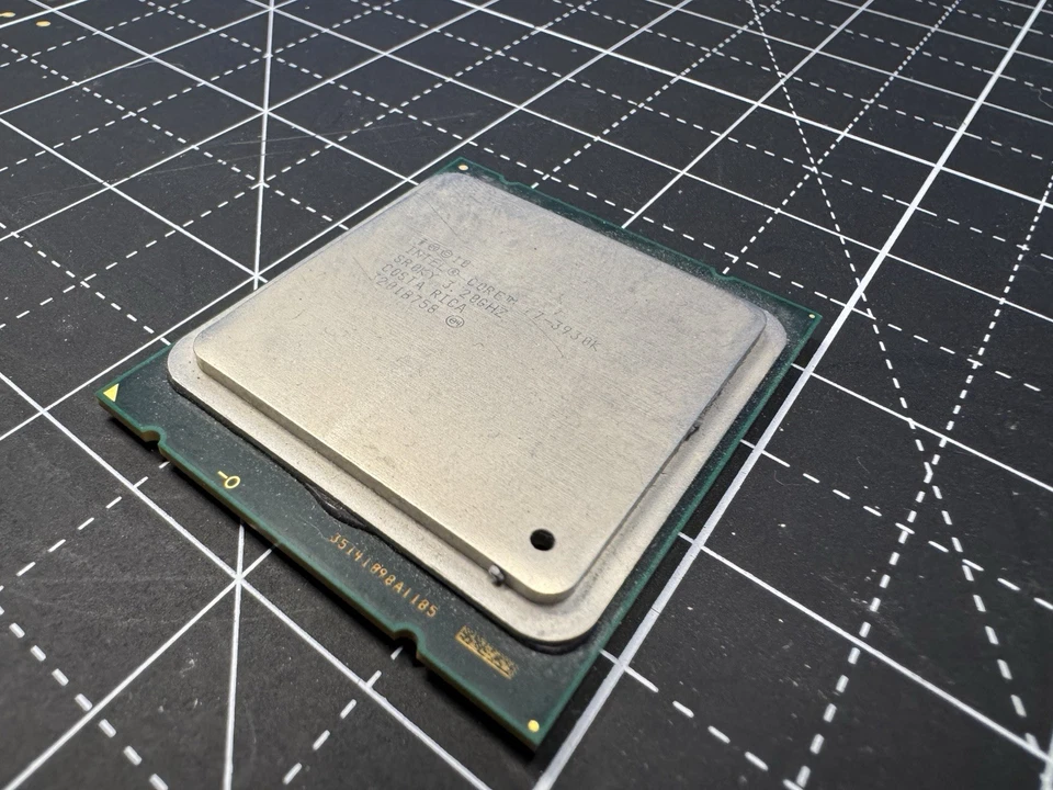 Intel Core i7-3930K Six Core 3.2GHz 12MB LGA2011 CPU Processor SR0KY *km - Image 2 of 3