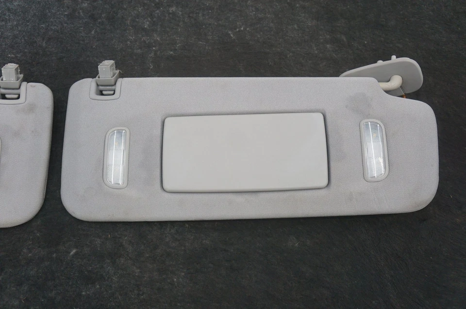 Juego Parasol Izquierdo Derecho 23459654 Chevrolet Silverado 3500 2015-19 *Nota* Foto 2 de 4