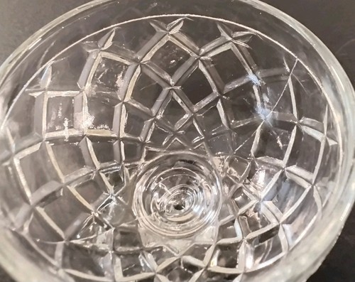 Juego de 3 copas de vidrio Sherbert con patas transparentes vintage 'Waterford Waffle' Hocking - Imagen 12 de 14