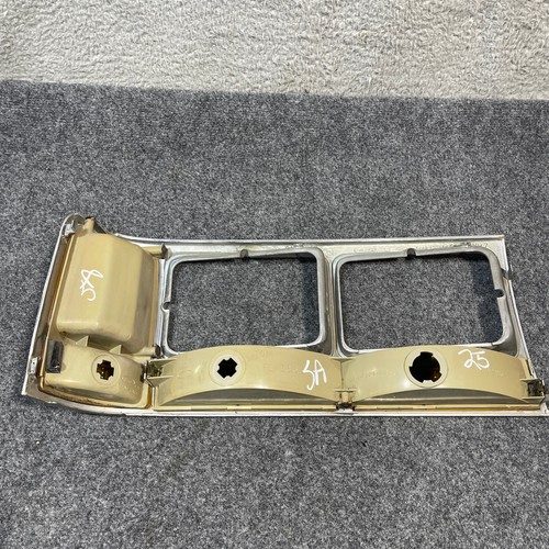 1988-1991 Ford LTD Crown Victoria DRIVER Left Headlight Bezel Turn Signal - Picture 4 of 9