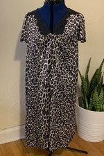 Vanity Fair Robe