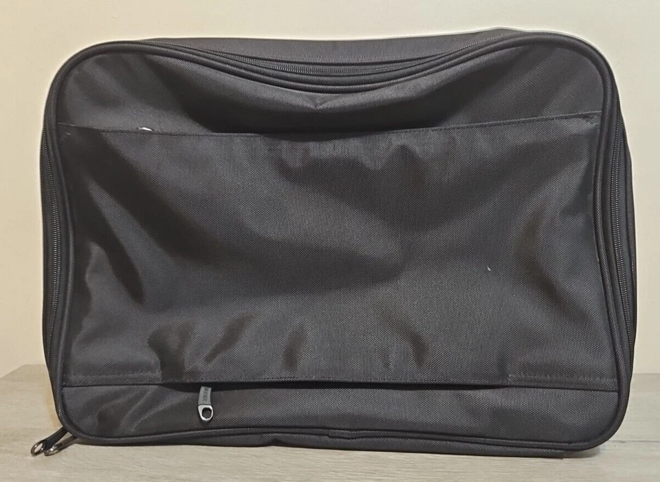 Maletín acolchado de nailon negro Zero Halliburton perfil comercial 19x13x6 Foto 2 de 4