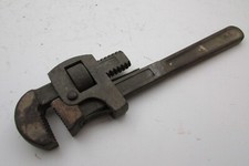 VINTAGE TRUE VALUE HARDWARE PIPE WRENCH -- OPENS TO 2" -- GOOD CONDITION!