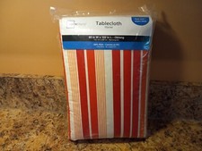 1 Mainstays Vinyl Tablecloth 100 PEVA w/Flannel Back 60"W x 102"L Red-Wh-Orange