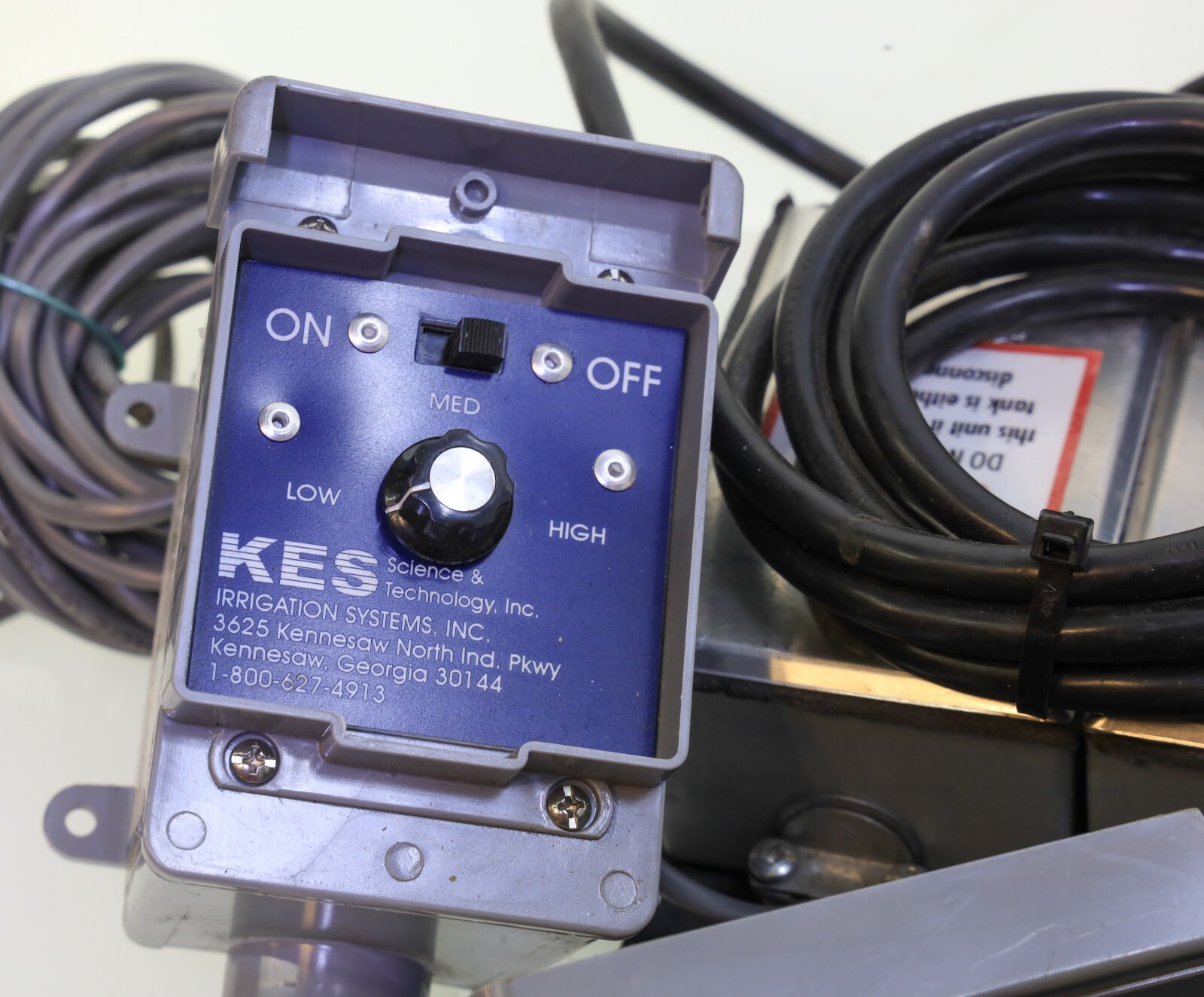 KES Science Grocery Produce Case Misting Fogger Pump & Humidity