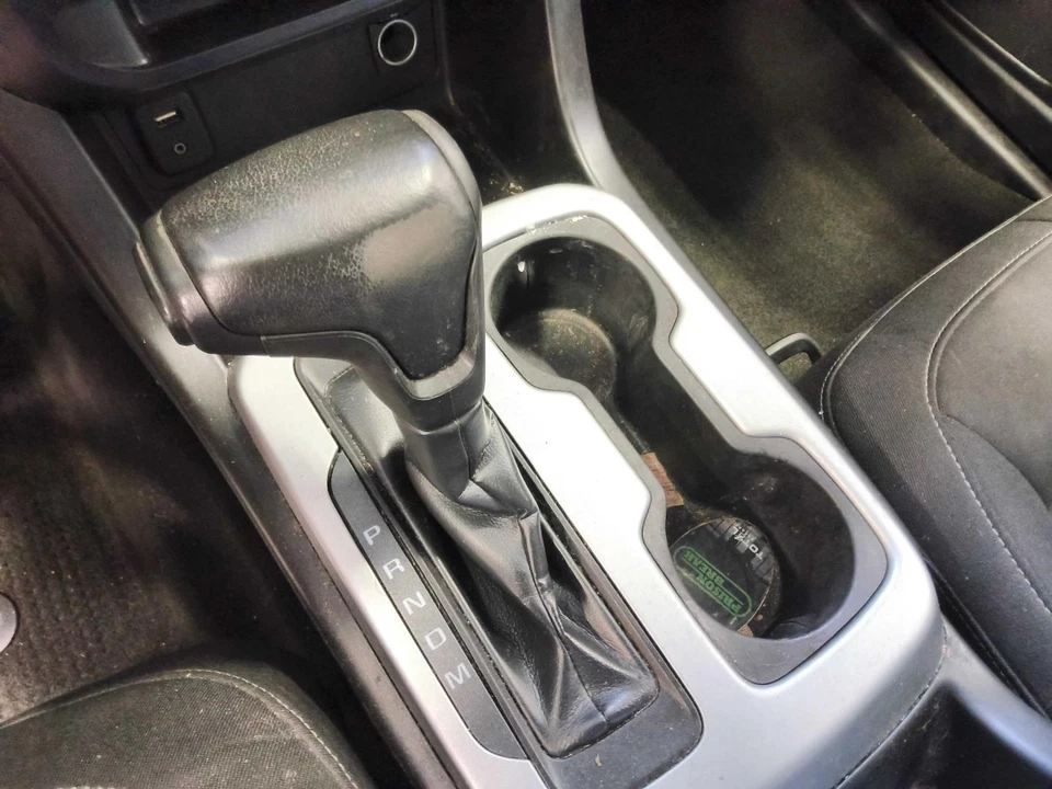 Espejo retrovisor interior delantero central usado se adapta a: Chevrolet Colorado 2015 con tele Foto 4 de 4