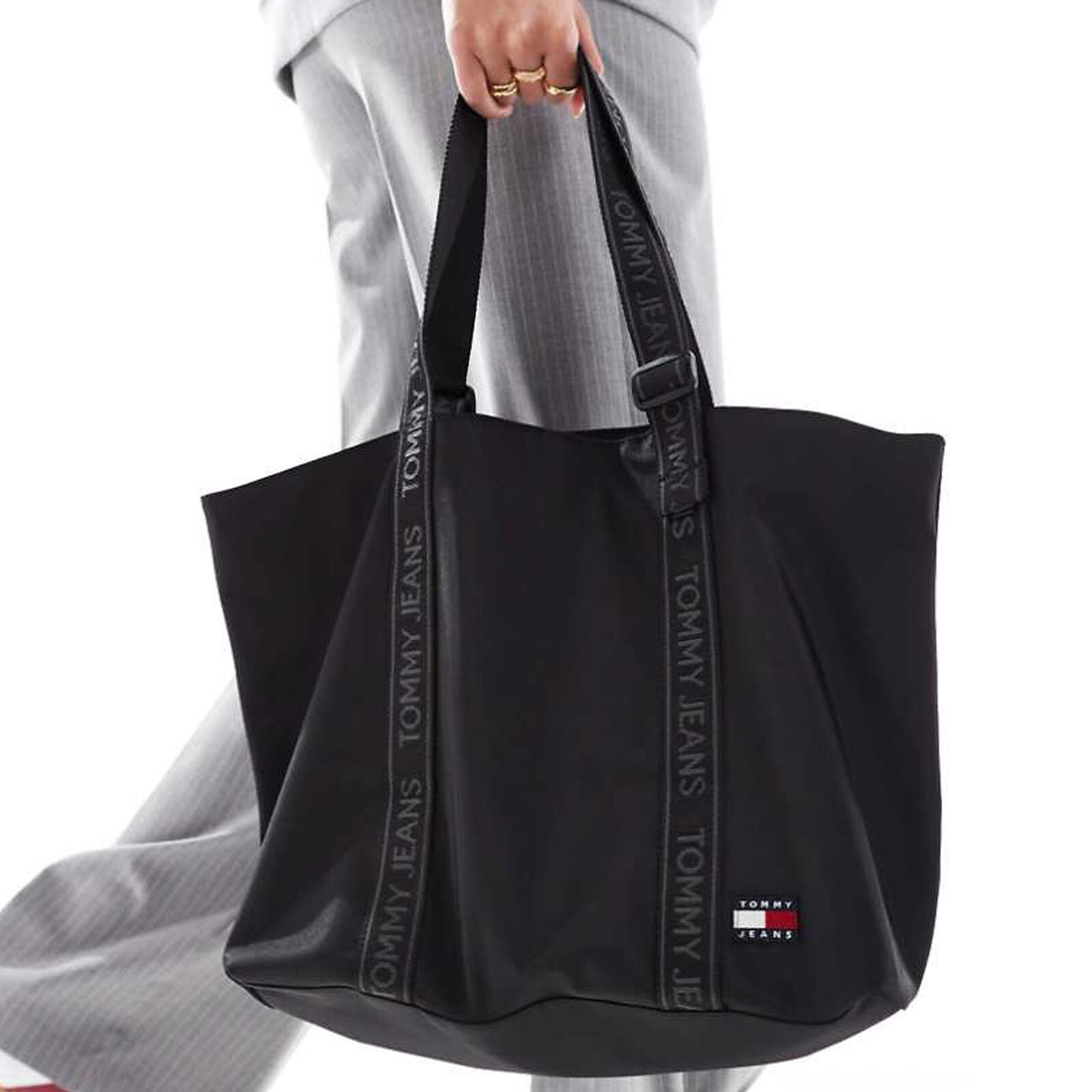 Tommy Jeans Essential Daily Tote Bag Black image 8