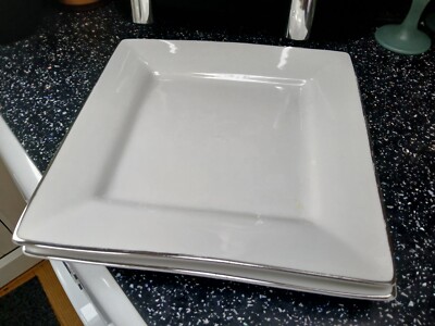 Maxwell Williams WEISS PLATIN QUADRATISCHE SERVIERPLATTEN X 2