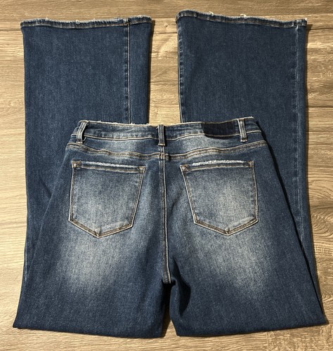 Risen Women’s Maeve Flare High Rise Dark Wash Distressed Jeans SZ 13/31 (31x33) - Picture 4 of 13