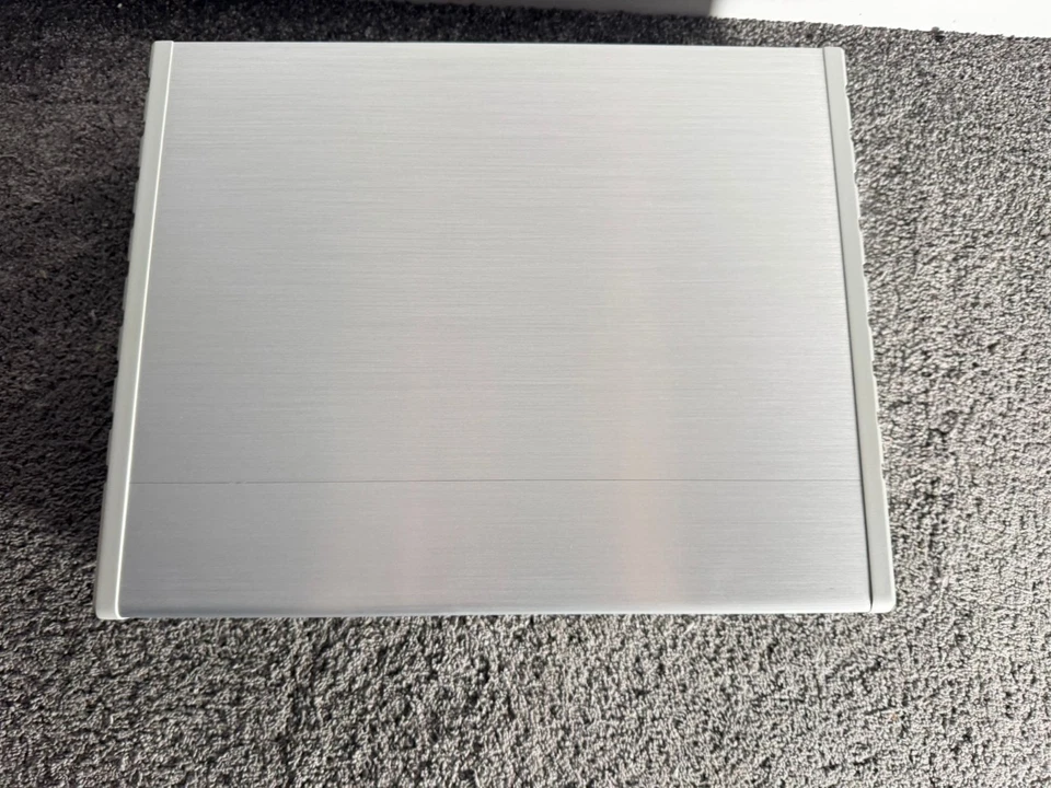 T+A T + A MP 1000 E MP1000 E High End Mediaplayer CD-Player silber aus 2016 - Bild 3 von 4