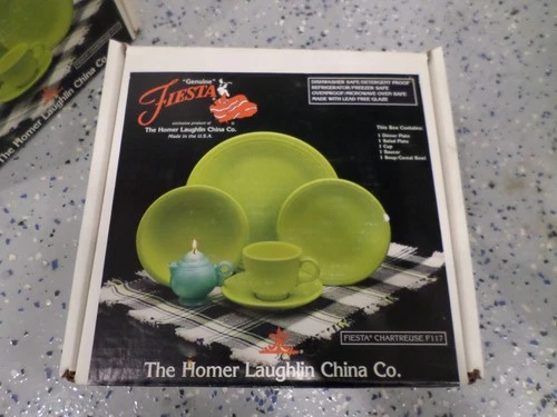 NEW Fiestaware Chartreuse 5 pc Piece Place Setting Fiesta Retired Dish Set NEW