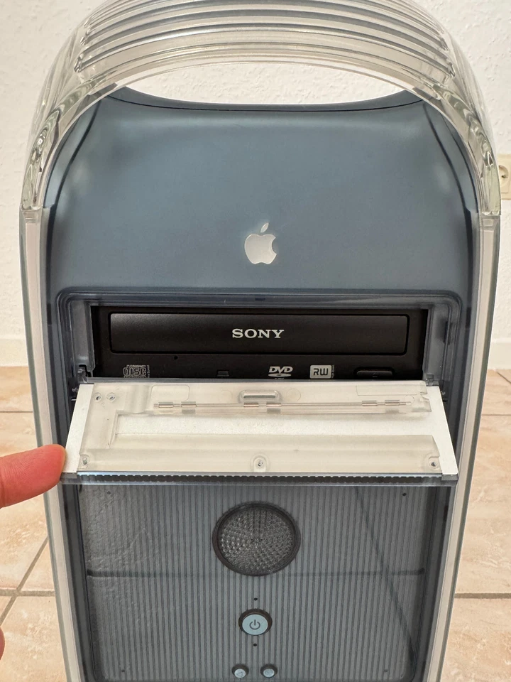 Apple Power Mac G4 400Mhz 512 Sdram (EMC#1832) - Bild 2 von 4