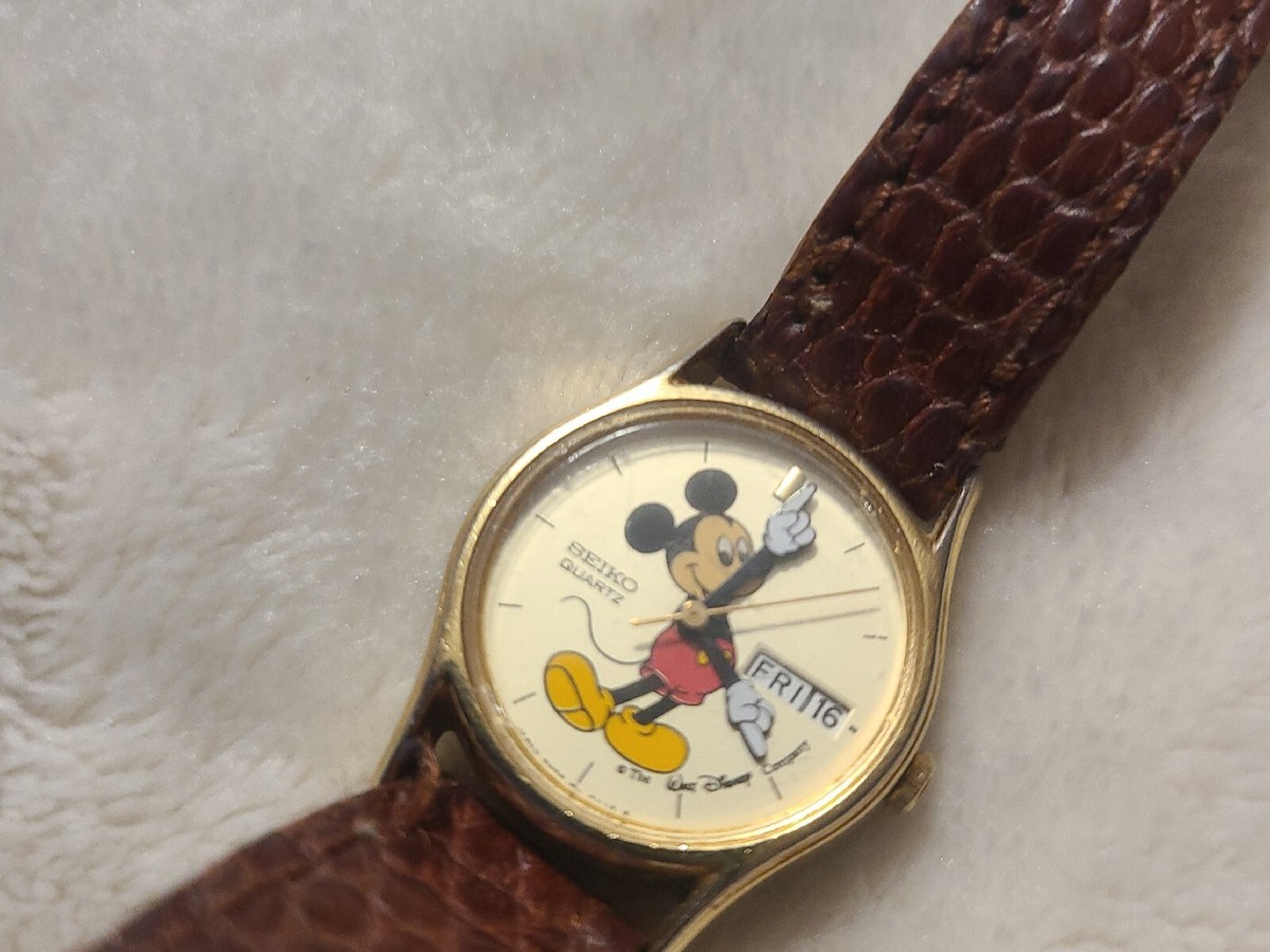 Vintage Disney Mickey Mouse Watch Lorus Quartz Water  display picture 2