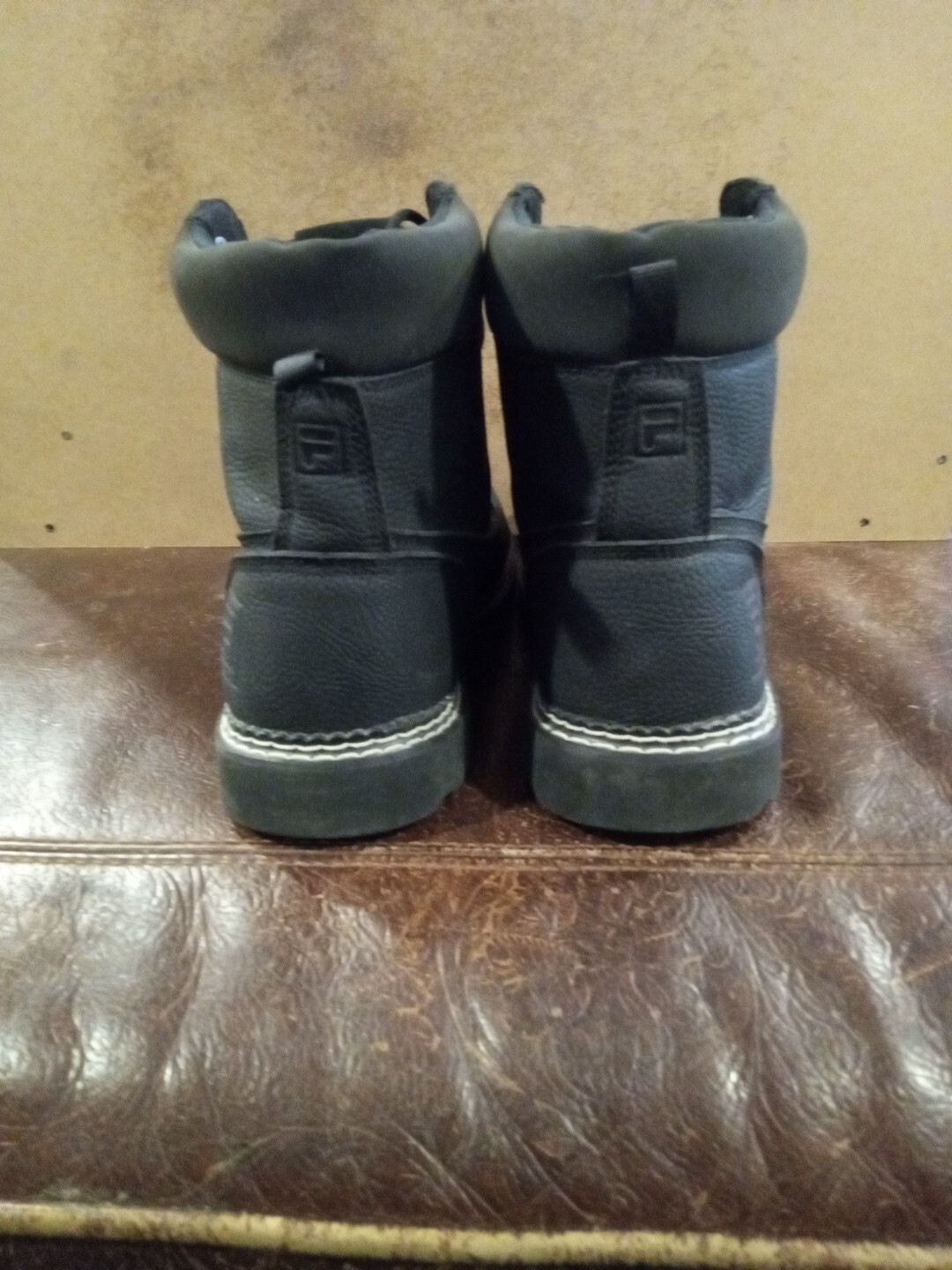 MEN'S FILA 8" BOOTS SZ. 11 PRE OWNED image 5