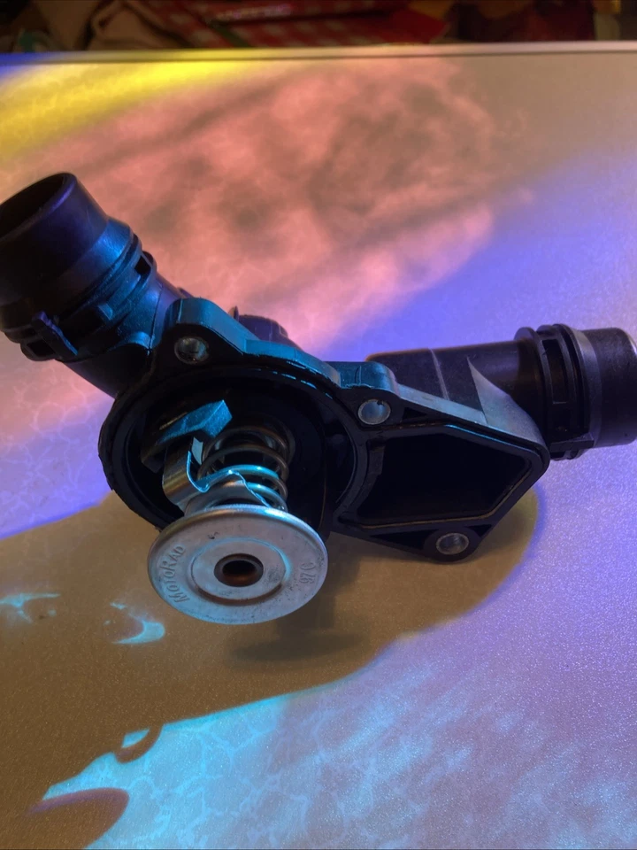 For 2001-2006 BMW X5 Thermostat Assembly API 66345WD 2002 2003 2004 2005 - Image 2 of 4