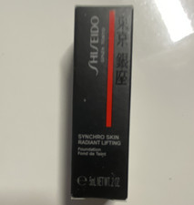 Shiseido Synchro Skin Radiant Lifting Foundat...
