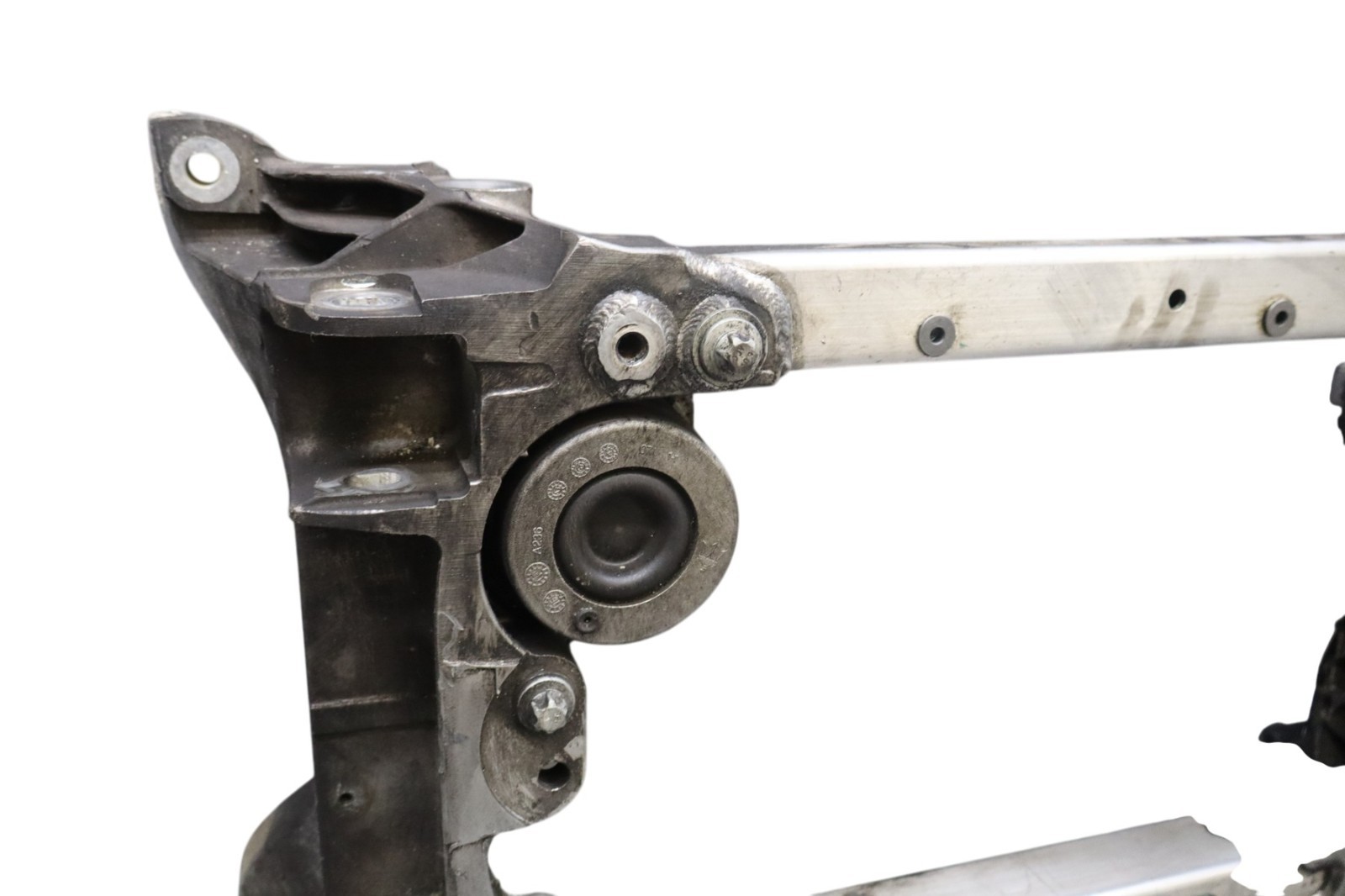 14-21 Maserati Ghibli RWD Front Engine Subframe Cradle Crossmember 670001450 Oem