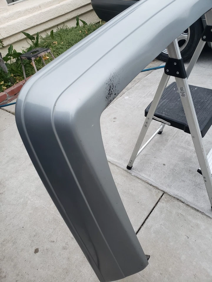 Задний бампер W126 Mercedes-Benz 300sel 420sel 560sel - Изображение 4 из 4