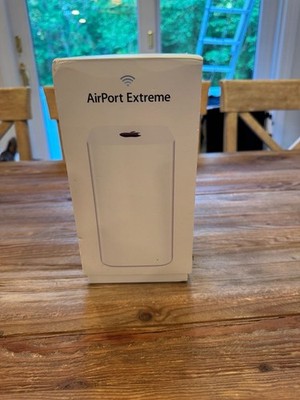 Apple AirPort Extreme 802.11ac Wi-Fi Base Station Model A1521