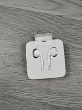 Apple Wired EarPods OEM Lighting Connector White with Microphone Iphone Ipad