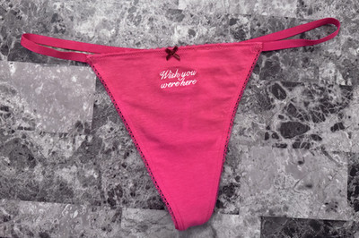 NWOT VICTORIA'S SECRET PINK WISH YOU WERE HERE HEART BACK PICOT V STRING PANTIES