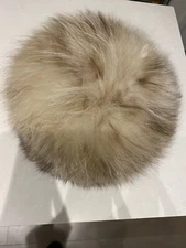 HOLT RENFREW Fox Fur Hat Retail $1500