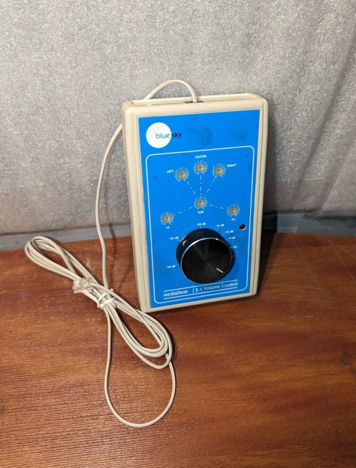 Control de volumen Blue Sky MediaDesk 5.1, azul - usado. Foto 2 de 4