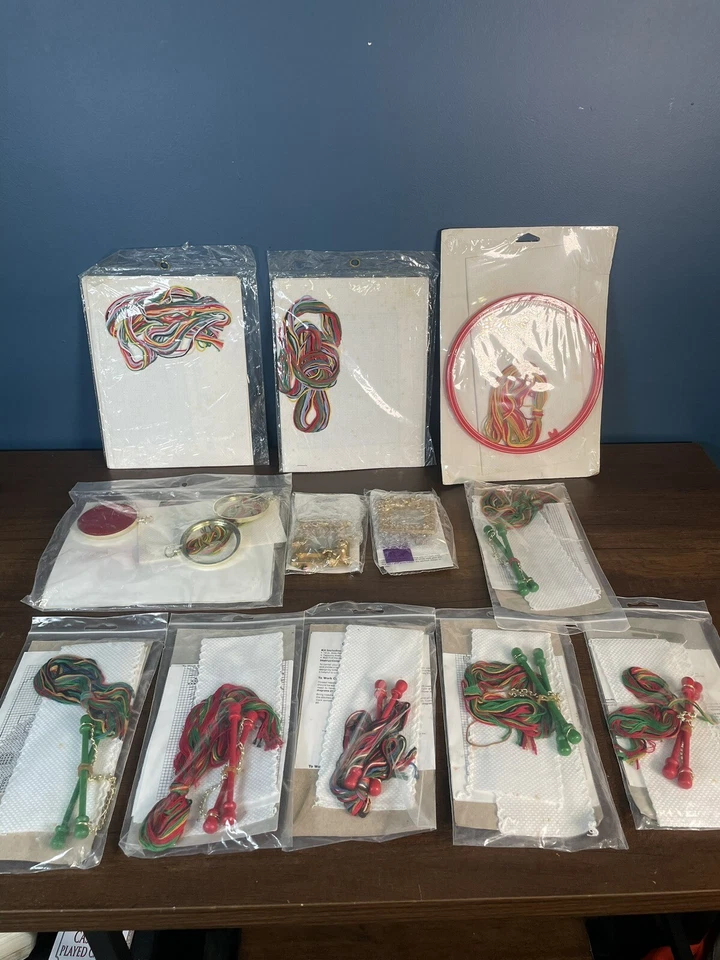 Lot of 12 Cross Stitch Pattern Books Vintage Christmas Santa - Image 4 of 4