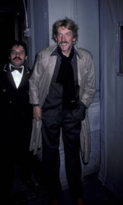Donald Sutherland sighted at his apartment in New York City. - 1981 Old Photo 1