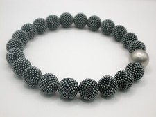 ungewöhnliches Designer Collier Platin - Niessing Kugelschließe