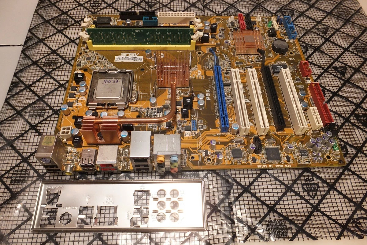 ASUS P5K Rev:1.02G LGA 775(771) Intel Motherboard + CPU XEON X5355.