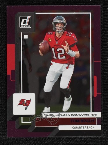 Tom Brady [Season Stat Line] #255 2022 Panini Donruss card