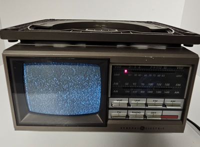 #ad #ad Vtg General Electric GE Portable TV AM FM Radio #7 7150B amp; Swivel Mount Works $49.99