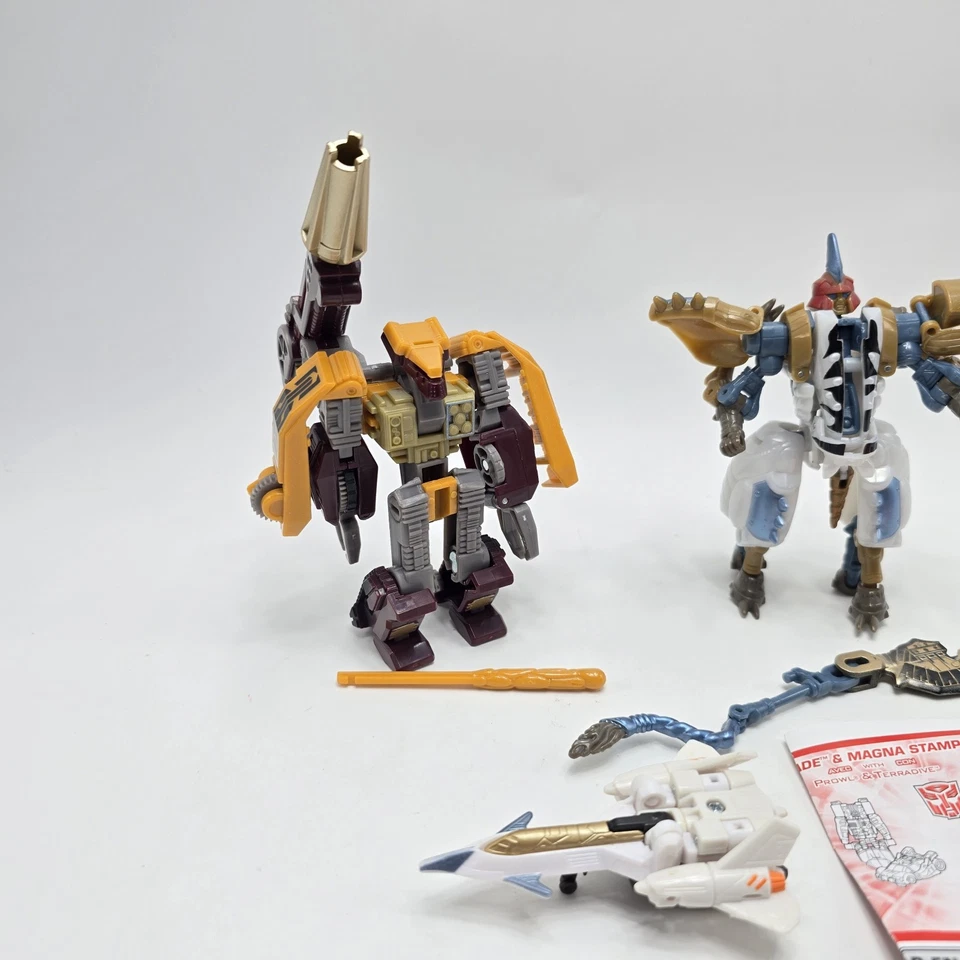 STOCKADE & MAGMA STAMPEDE Transformers Universe Near complete W/Instructions - Image 3 of 4