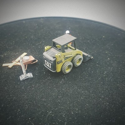 Kompaktlader In 1:87 (Spur H0) Handbemalt und Gealtert