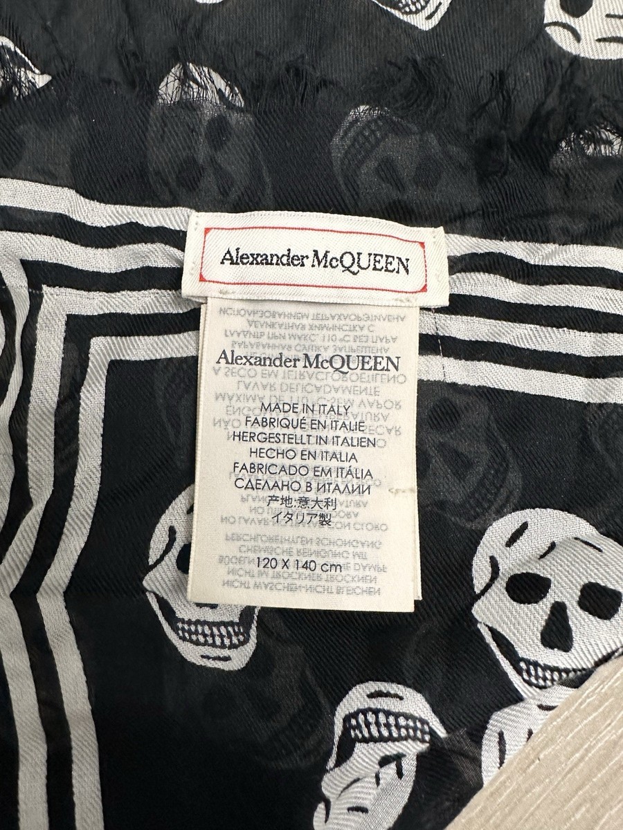 Alexander McQueen Black White Skull Scarf Shawl Wrap 120x140cm