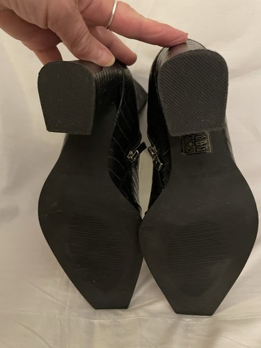 Princess Polly Womens Boots Black Square Toe Block Heel Side Zipper Size 8 - Picture 7 of 10