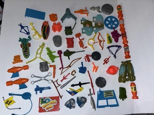 Vintage Accessories Mixed Lot (TMNT, Street Fighter, Jurassic Park, & More)