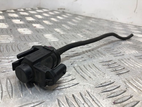 BMW 3 F30 F35 F31 2014 Diesel Turbolader Druckwandler Magnetventil 70478502