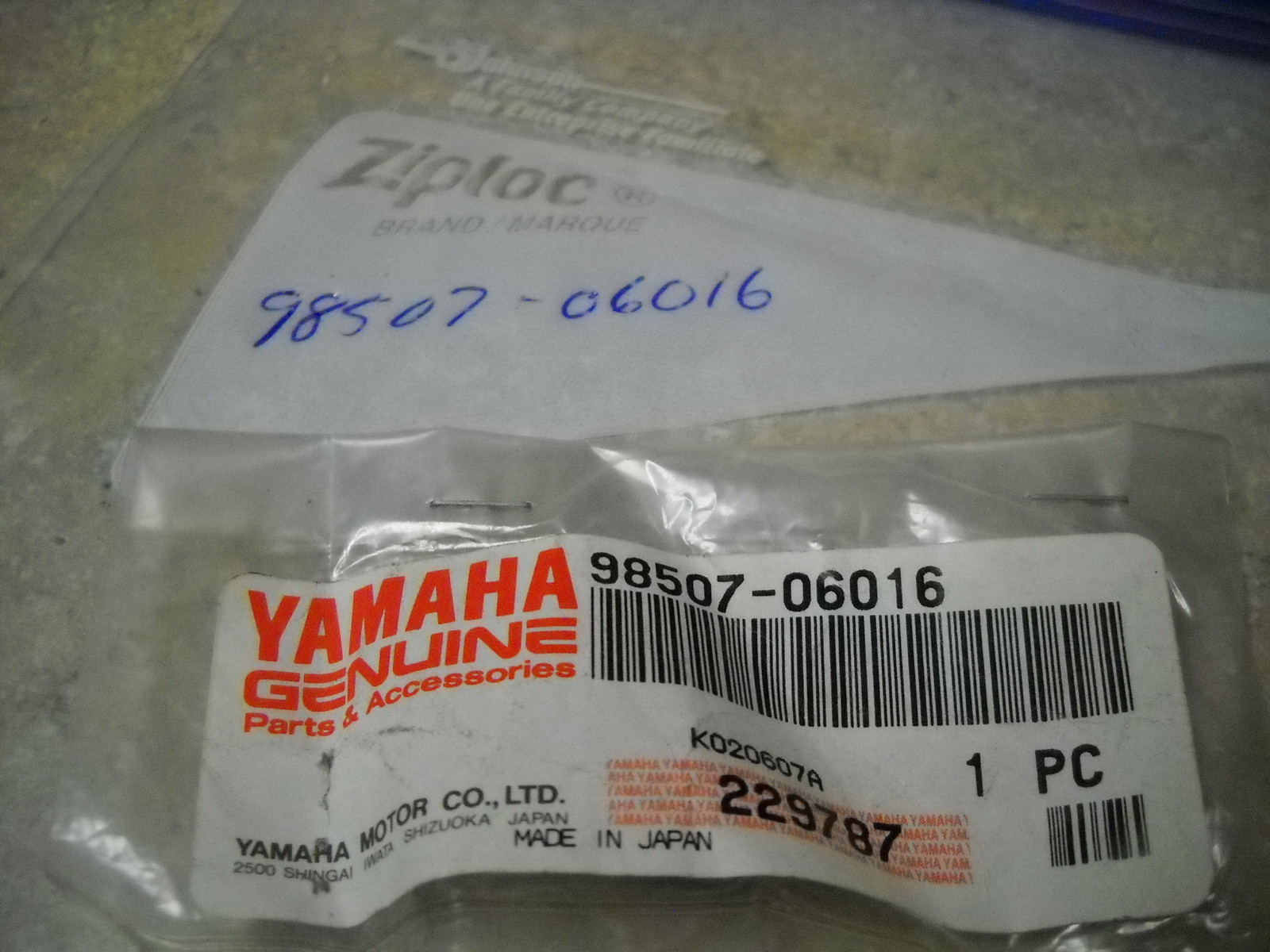 NOS OEM Yamaha Air Induction System Screw 19942005 PW50 YZ125 FM400