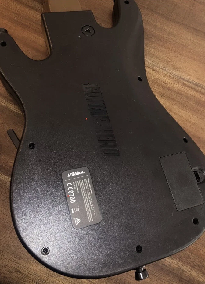 Activision Guitar Hero Power Wireless Guitar Xbox 360 PS3 654 W Strap No Dongle - Image 3 of 4