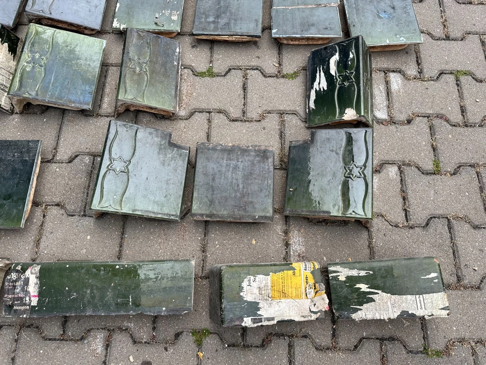 ANTIKER KACHELOFEN JUGENDSTIL OFEN UM 1920 KERAMIK GRÜN GLASIERT - Bild 2 von 4