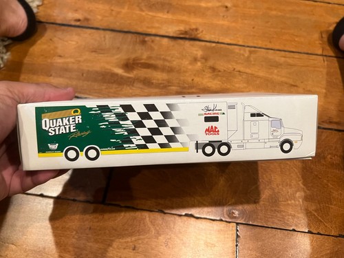 1996 Steve Kinser Scale 1:64 Die Cast Transporter 1st Edition Quaker State AUTO - Picture 6 of 7