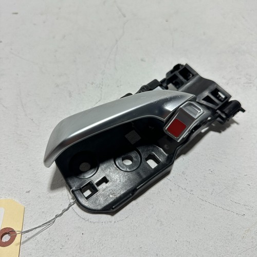 Front Left / Driver Side Door Interior Handle Acura TLX 2021-2023 OEM - Picture 6 of 9