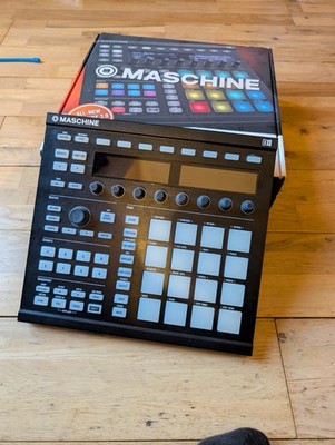Native Instruments Maschine MK2 (schwarz) Controller 